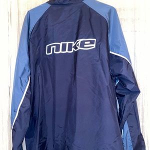 Nike vintage windbreaker